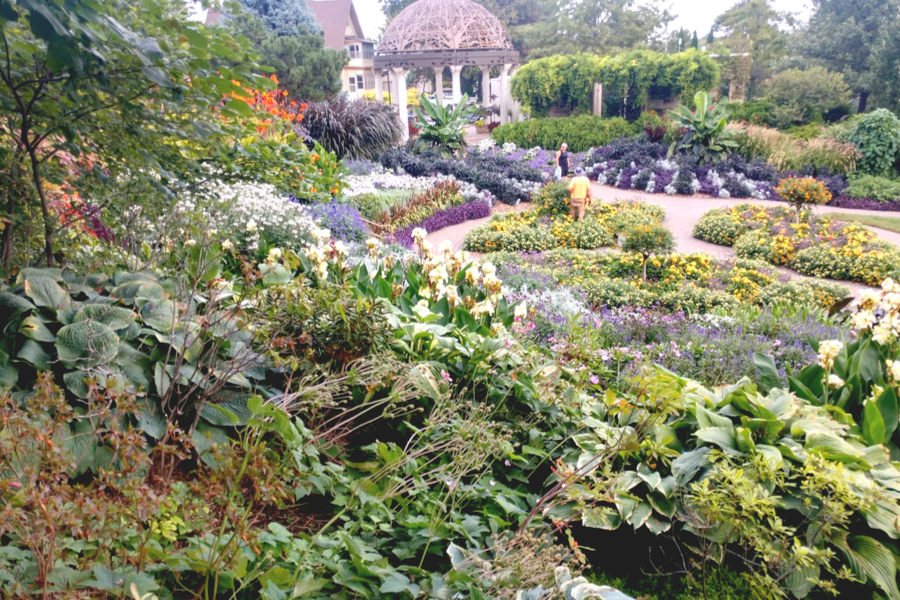 touring sunken gardens