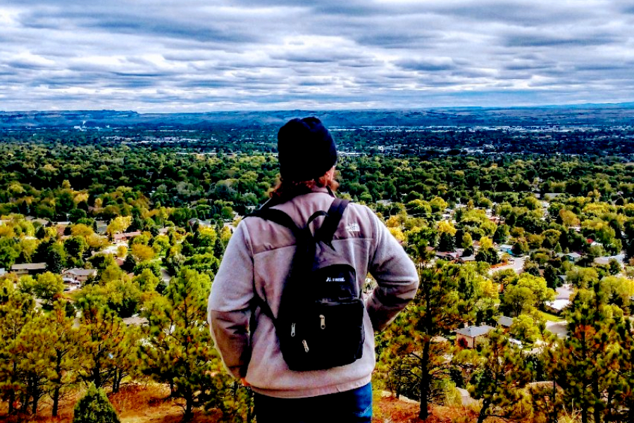 hiking the rimrocks