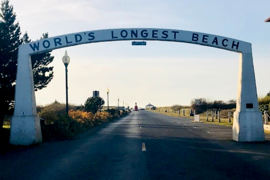 world's longest beach