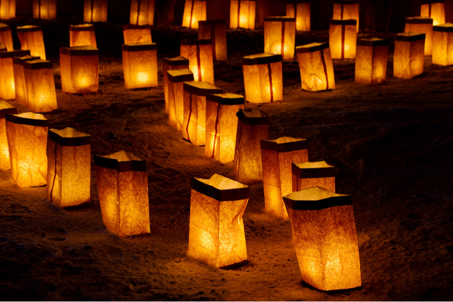 luminaries new Christmas traditions