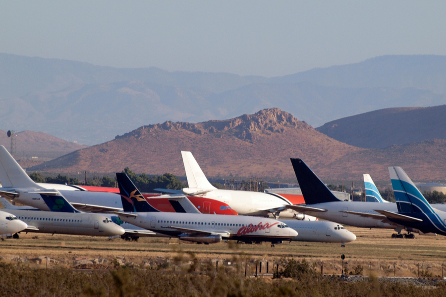 A Drive Through The Mojave Desert and An Airplane Graveyard, Day 92