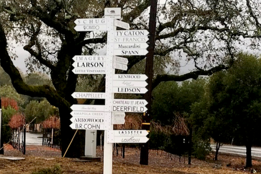 sonoma valley vineyard signs 