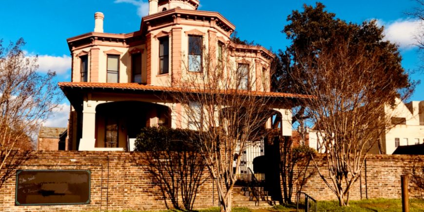 The Ace of Clubs House in Texarkana, Day 138 The Ace of Clubs House in Texarkana, Day 138