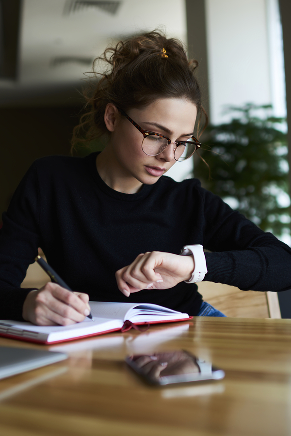 woman managing her time