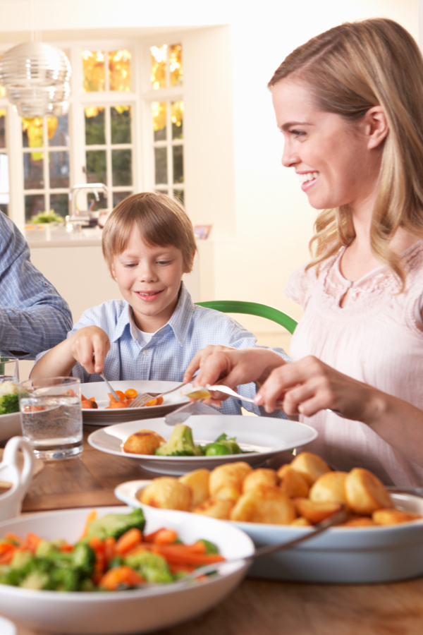 healthy family dinner